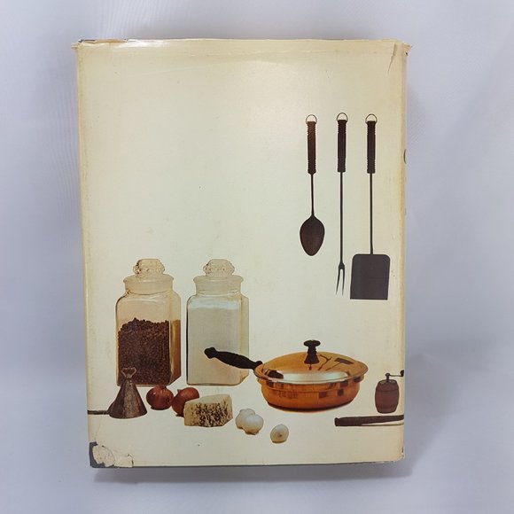 Vintage Cookbook 1973 Culinary Arts Institute Family Home Cookbook - Picture 2 of 16